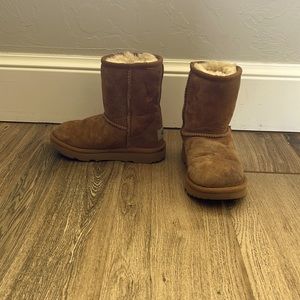 Toddlera Classic II UGG boots
